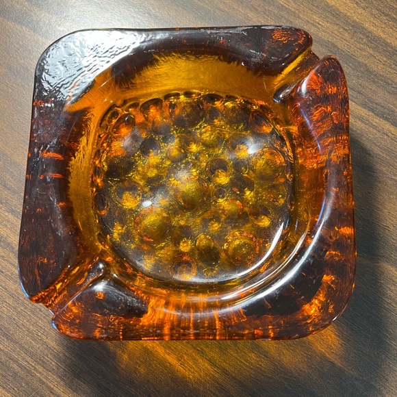 Midcentury Amber Glass Ashtray. Very thick and heavy! - Picture 5 of 6